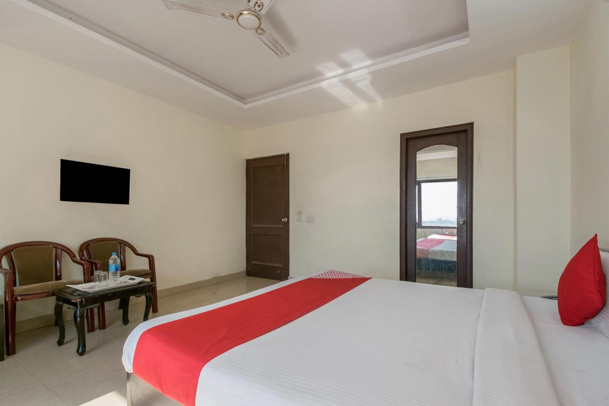 Oyo Hotel Triund Regency Katra  Bagian luar foto