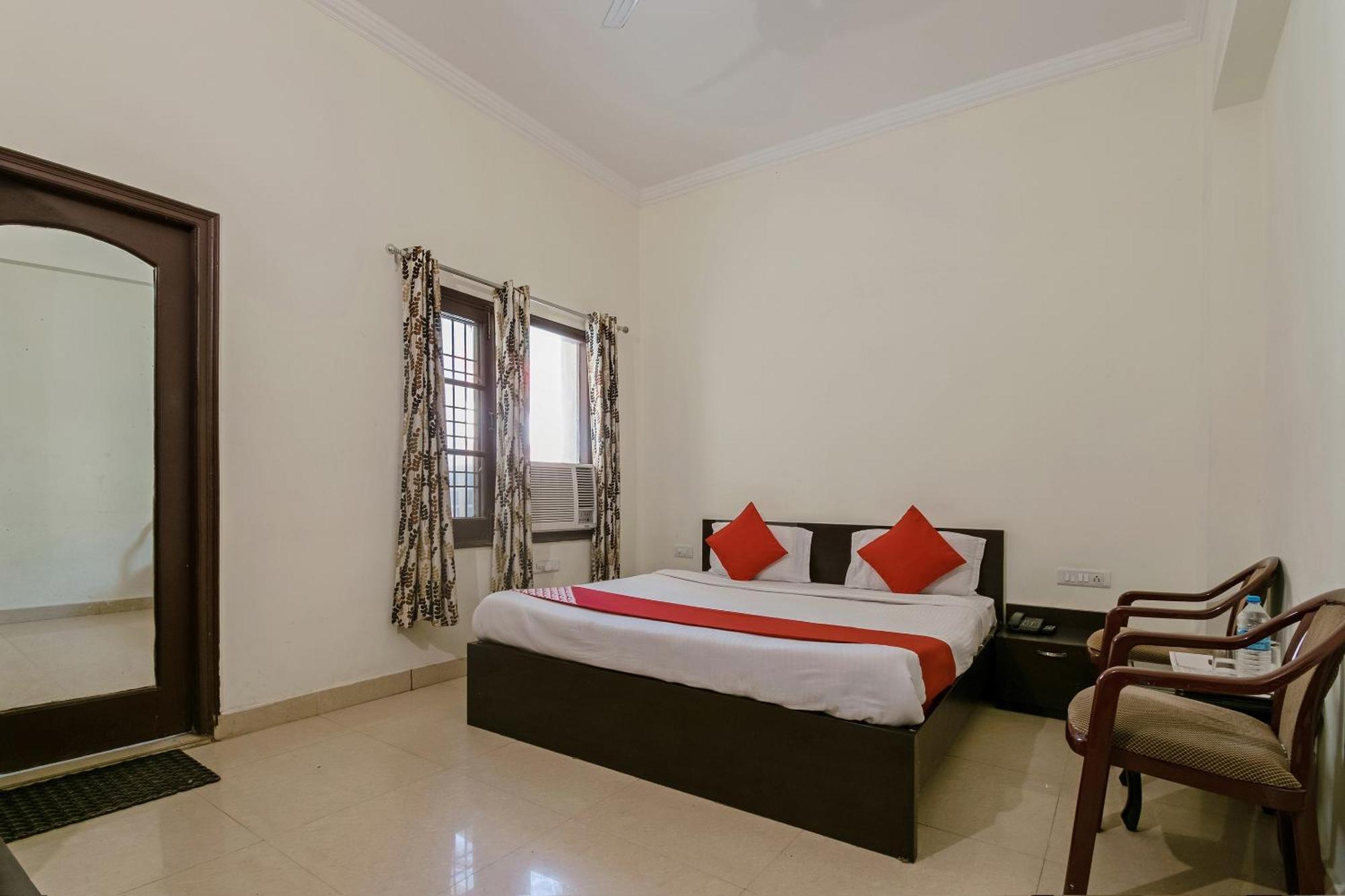 Oyo Hotel Triund Regency Katra  Bagian luar foto