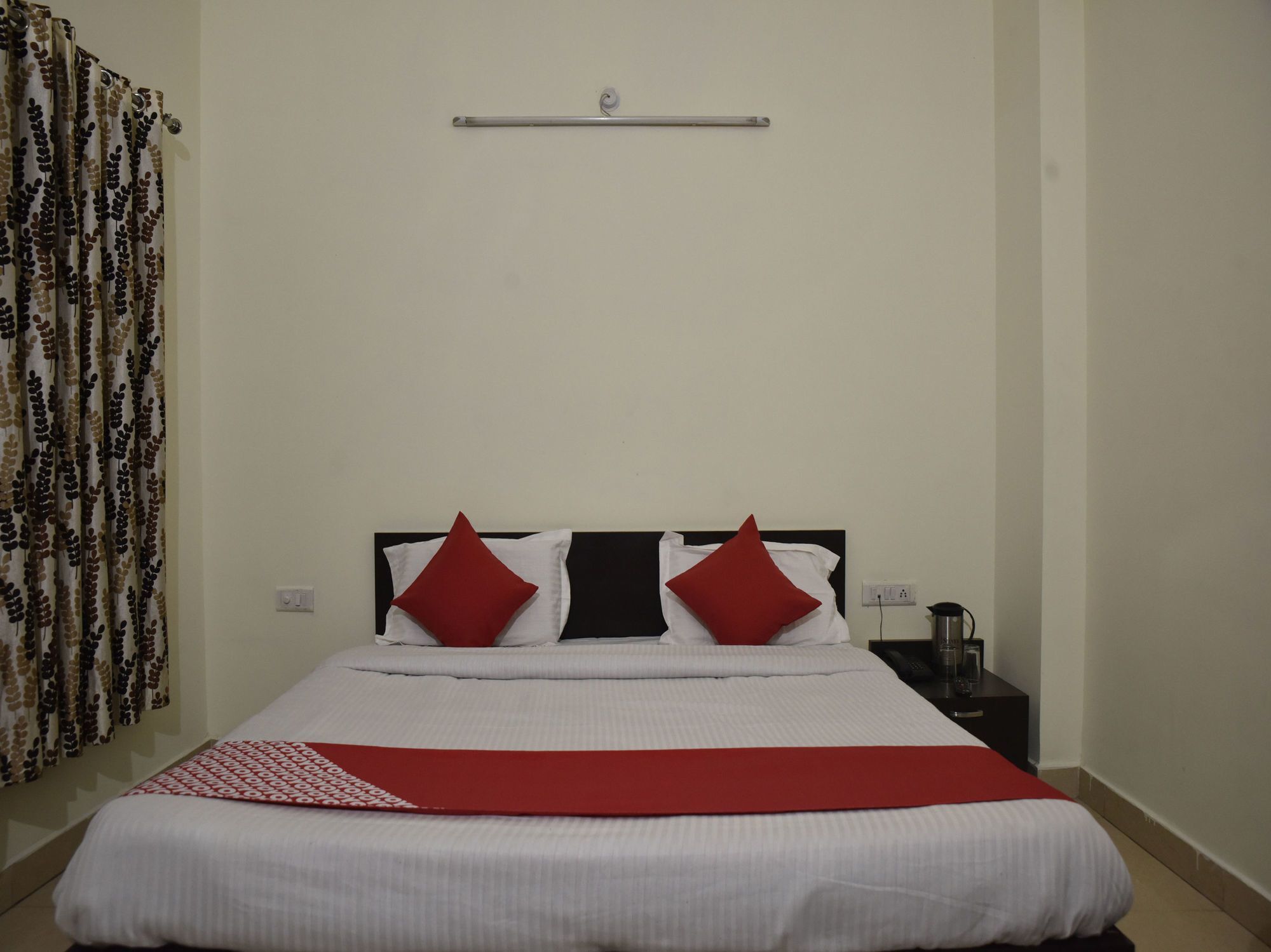 Oyo Hotel Triund Regency Katra  Bagian luar foto