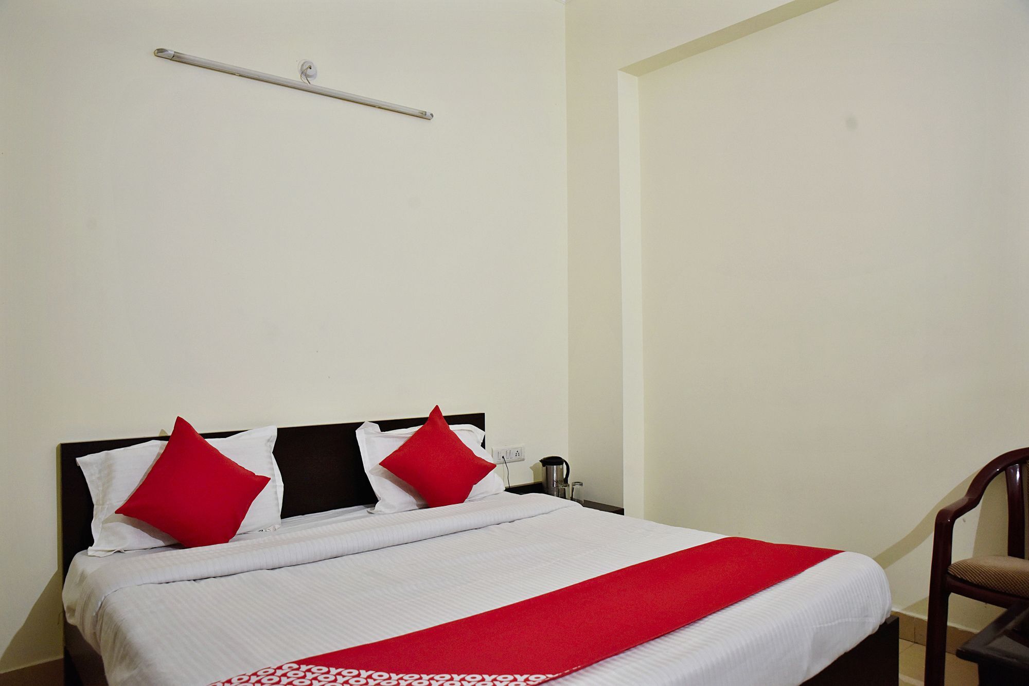 Oyo Hotel Triund Regency Katra  Bagian luar foto